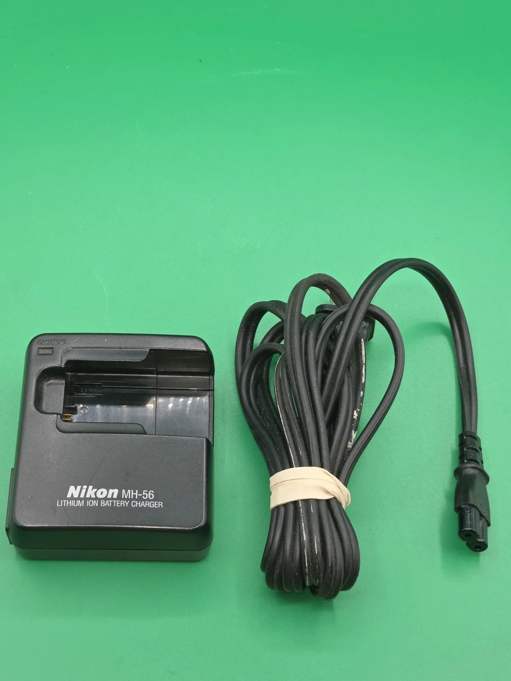 Nikon MH-56 Lithium Ion Battery Charger for Coolpix 8400 8600 Digital Cameras